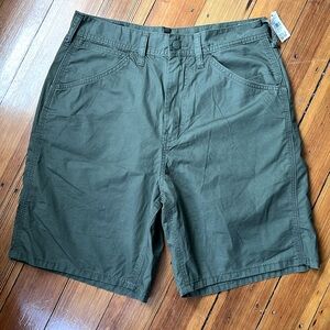 NWOT Men’s Lee Olive Shorts
